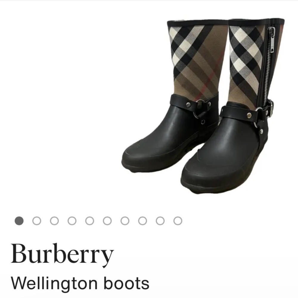 NEW Burberry boots
